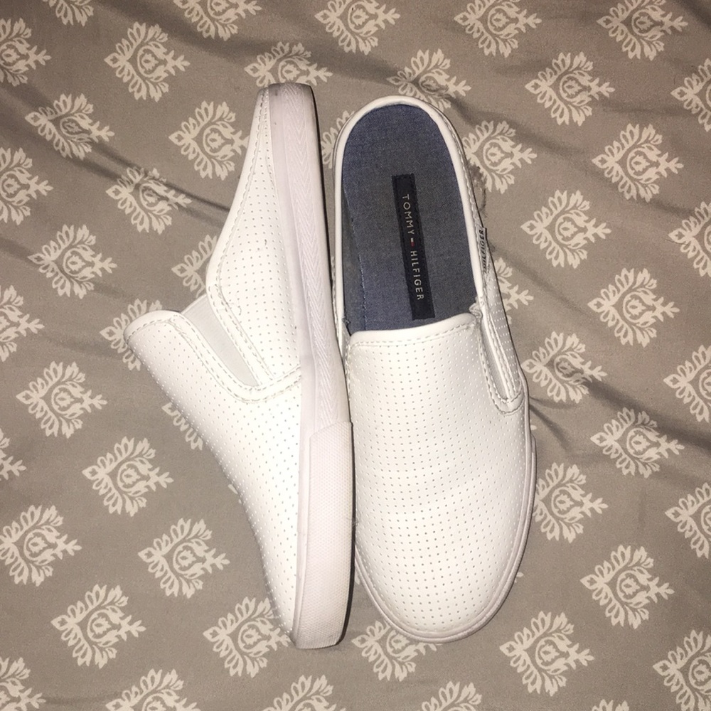 slip on tommy hilfiger’s